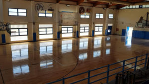 Παραδόθηκε το νέο δάπεδο στο κλειστό γήπεδο Μπάσκετ της Αργοναυτών